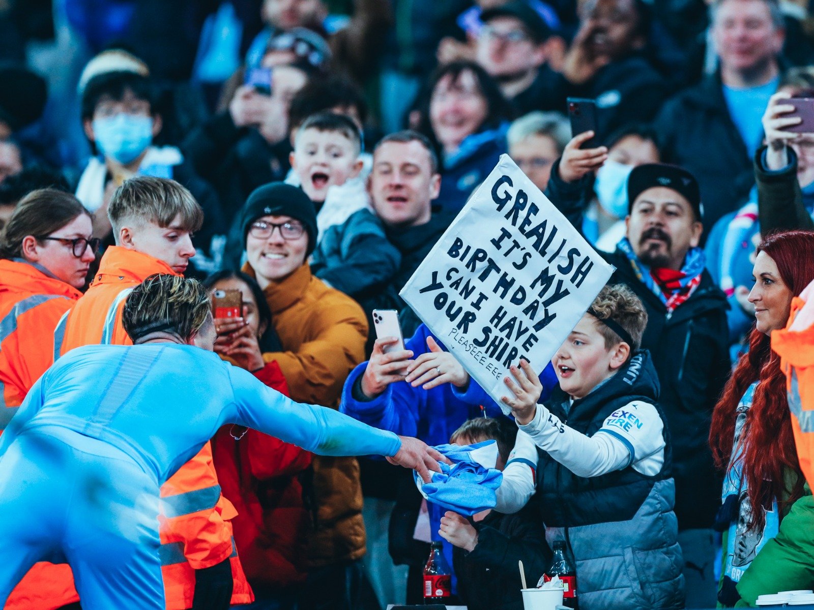 年轻球员提 年轻球员提